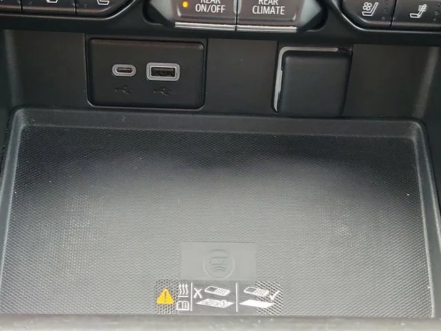 2023 Chevrolet Tahoe Premier - Photo 41