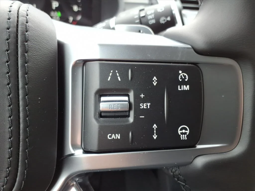 2026 Land Rover Discovery Gemini Edition - Photo 12