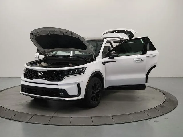 Used 2021 White Kia SX image 11