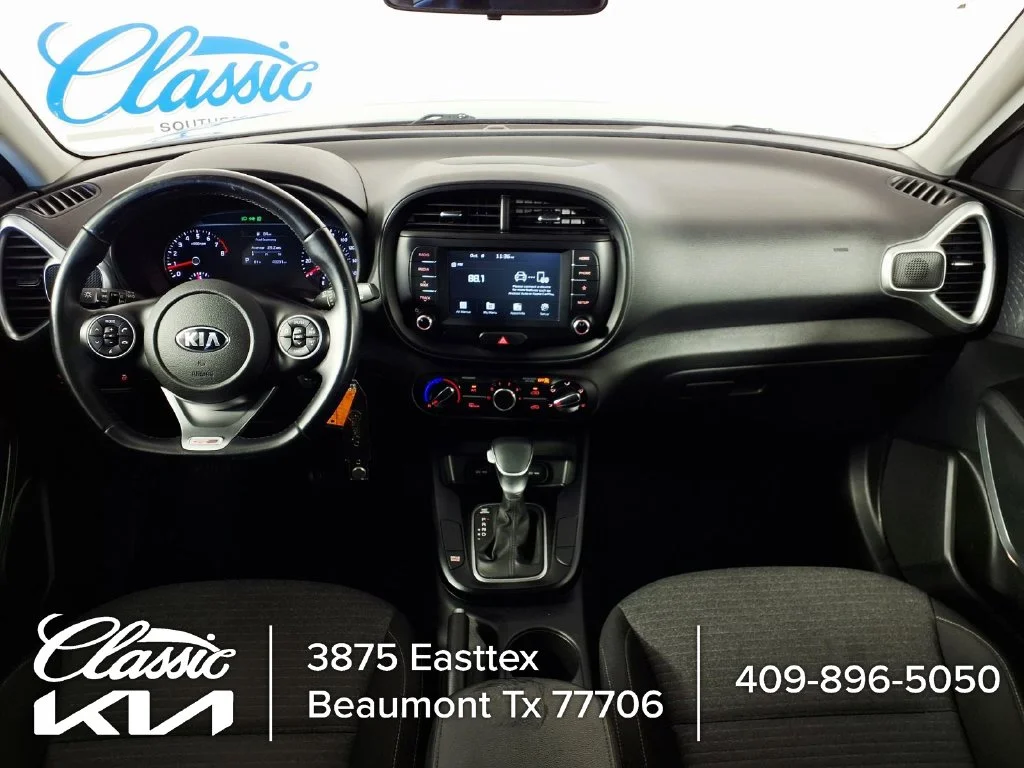 Certified Used 2021 Gray Kia GT-Line image 14