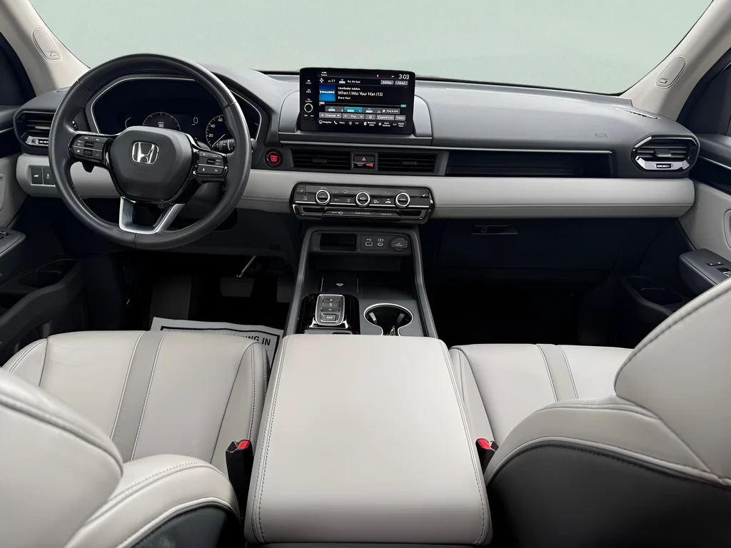 2023 Honda Pilot Touring - Photo 14