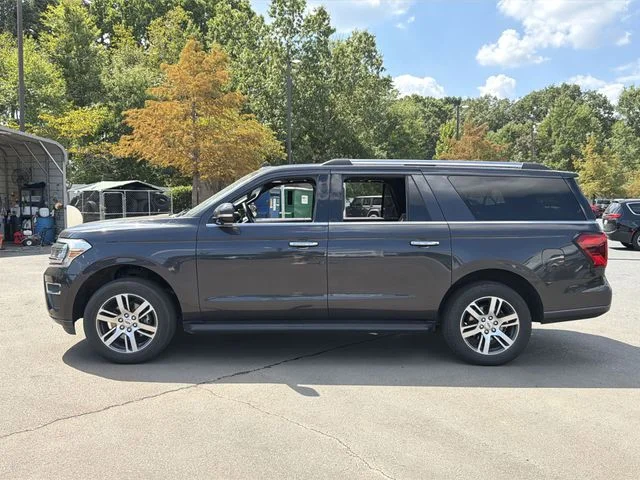 Used 2024 Gray Ford Limited image 10