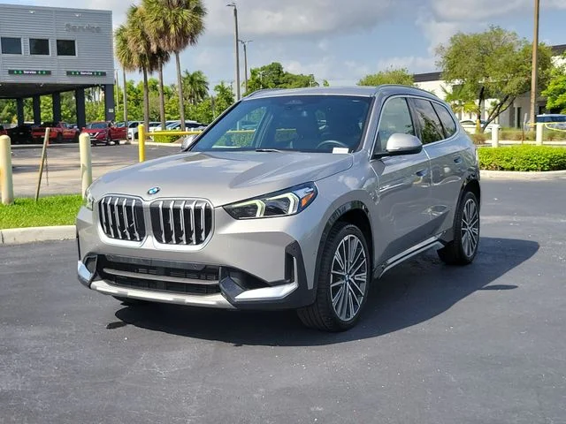 Used 2025 Silver BMW xDrive28i image 31