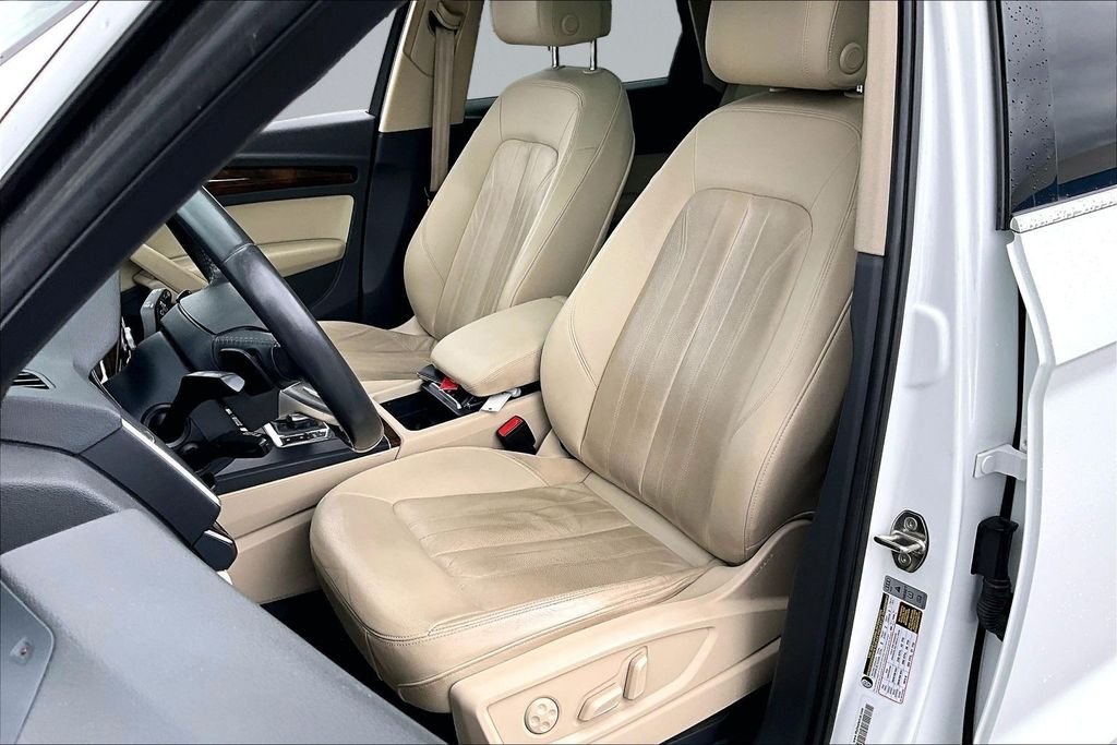 Used 2018 White Audi 2.0T Premium Plus image 24