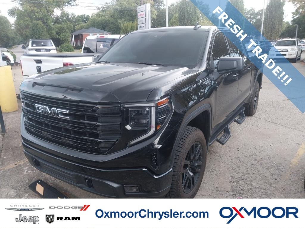 Used 2024 Onyx Black GMC Elevation image 1