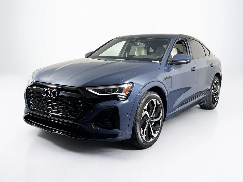 2024 Audi Q8 Sportback e-tron