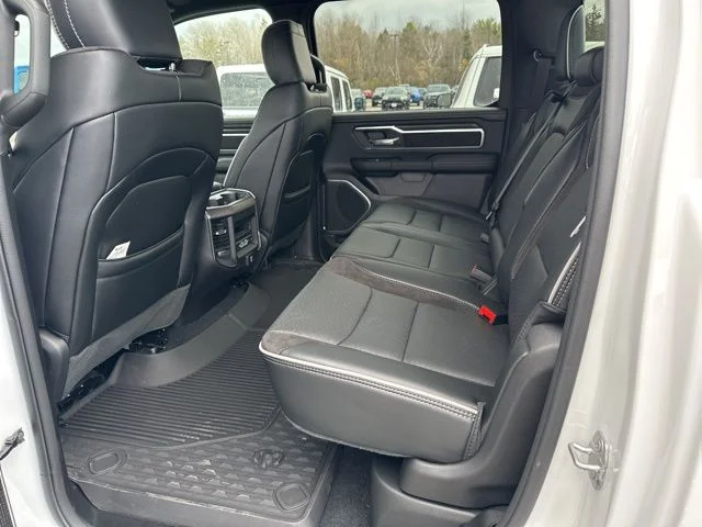 2026 RAM 1500 Laramie - Photo 8