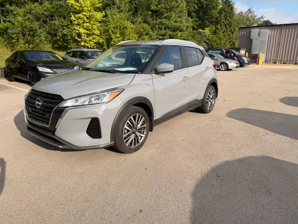 Certified Used 2024 Boulder Gray Pearl Nissan SV image 1