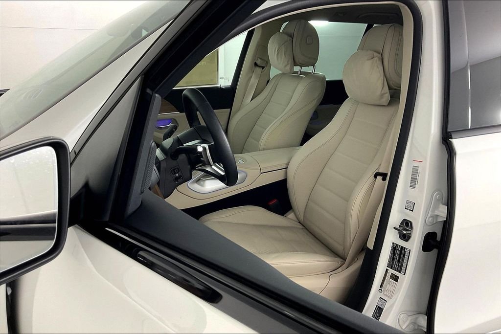 New 2026 Polar White Mercedes-Benz GLS 450 image 9