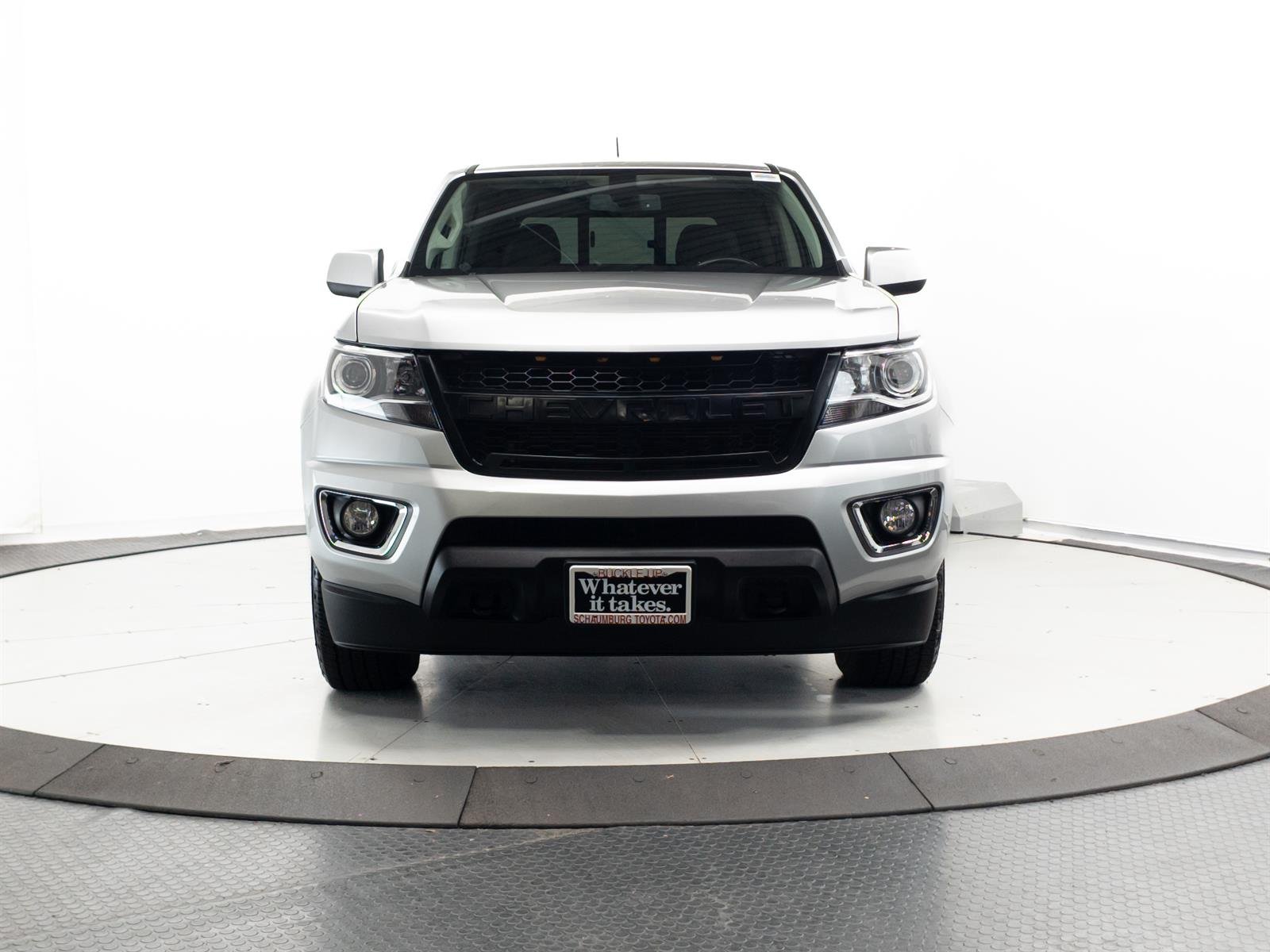 Used 2018 Silver Chevrolet Z71 image 2