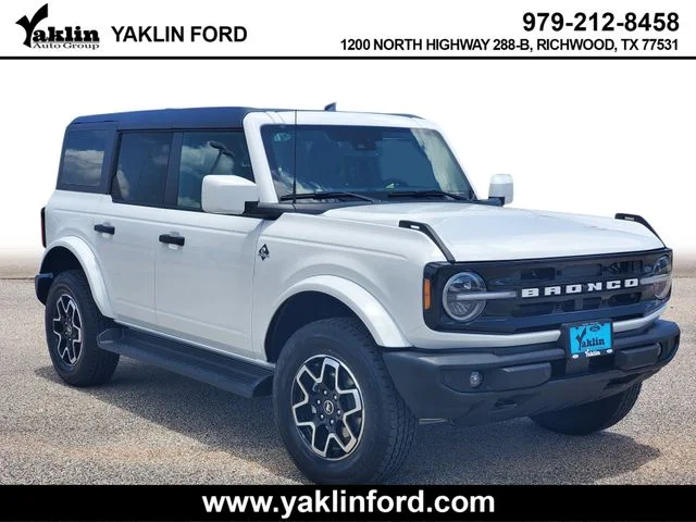 2026 Ford Bronco Outer Banks®