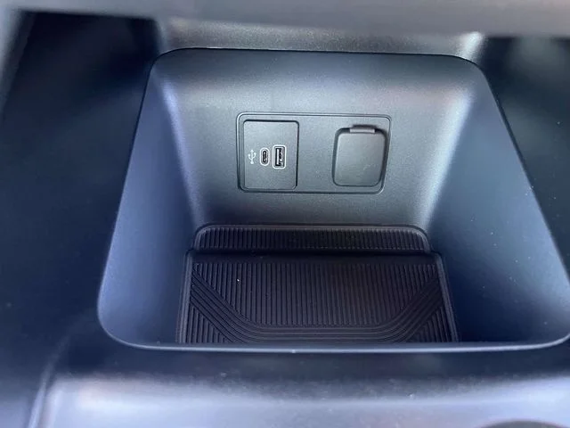 New 2026 Carbonized Gray Metallic Ford ST-Line image 12