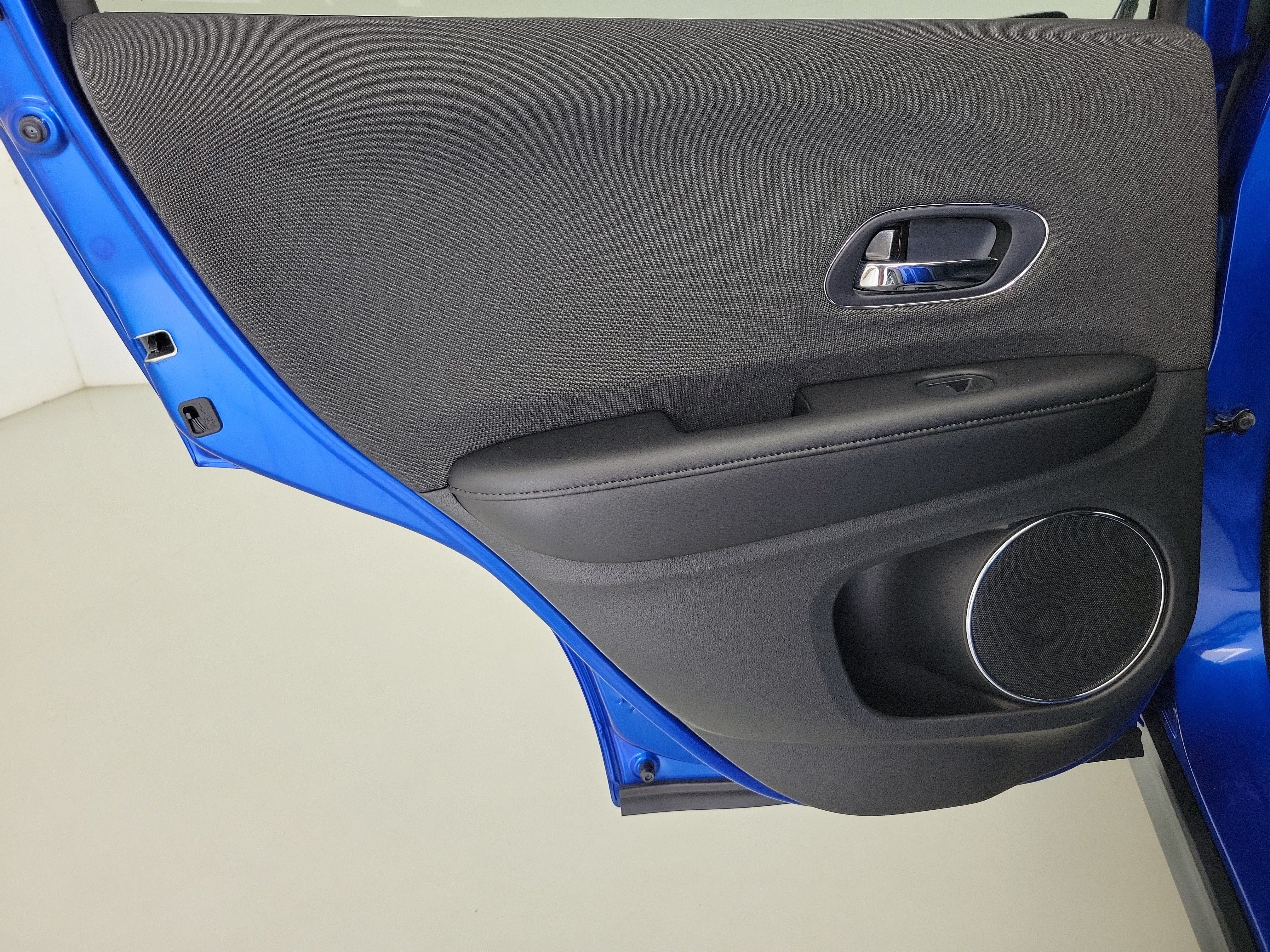 Used 2022 Blue Honda EX image 13
