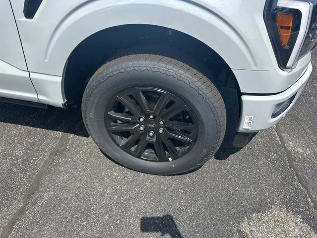 New 2026 Avalanche Ford Platinum® image 12