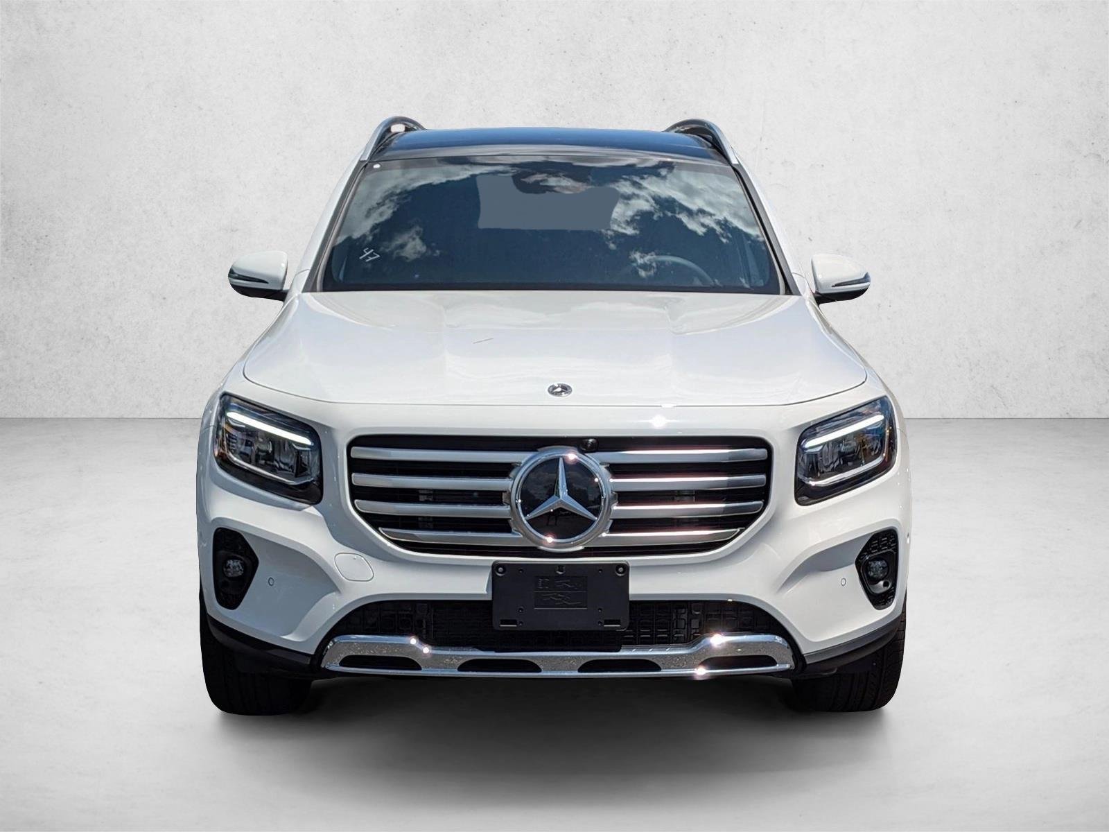 New 2026 Polar White Mercedes-Benz GLB250 image 6