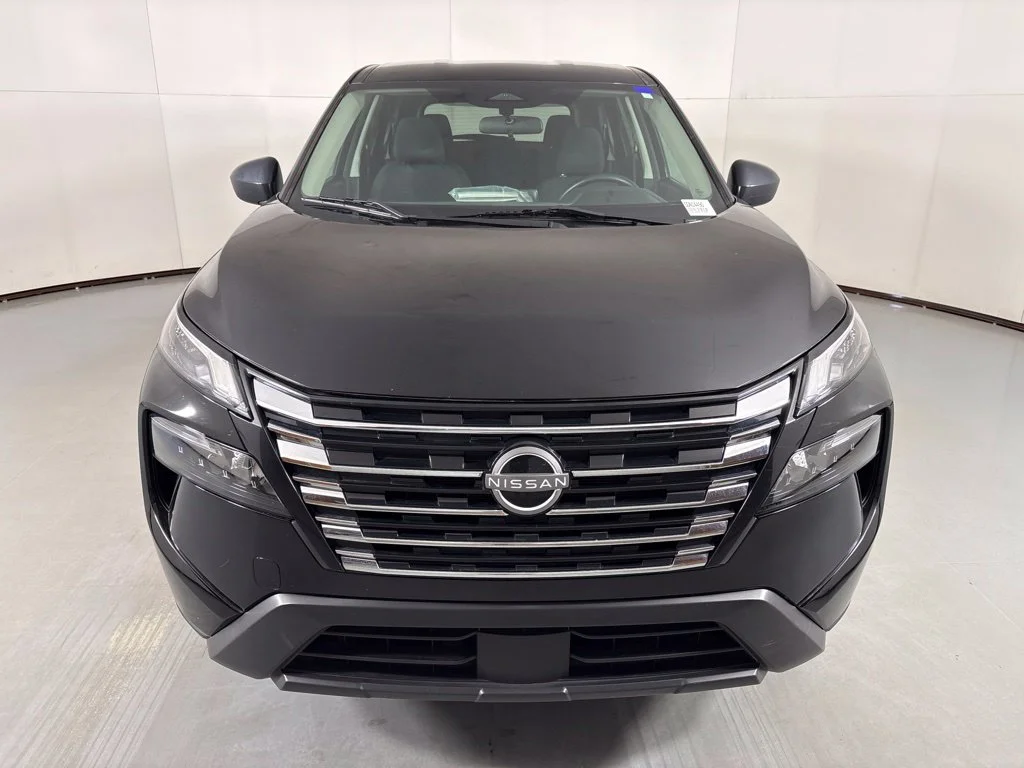 Used 2024 Black Nissan S image 3