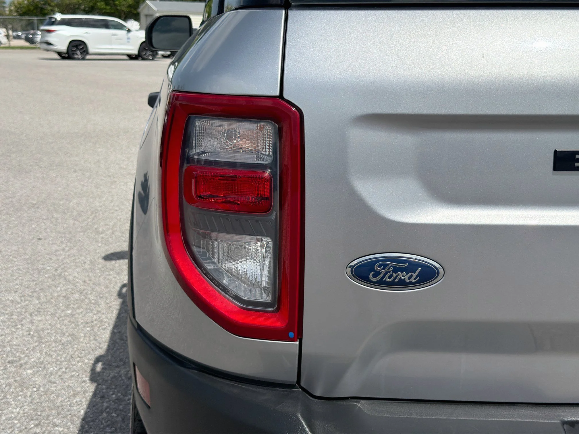 Used 2021 Silver Metallic Ford Base image 10