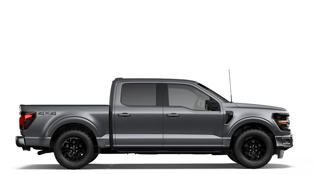 New 2026 CARBONIZED GREY METALLIC Ford XLT image 5