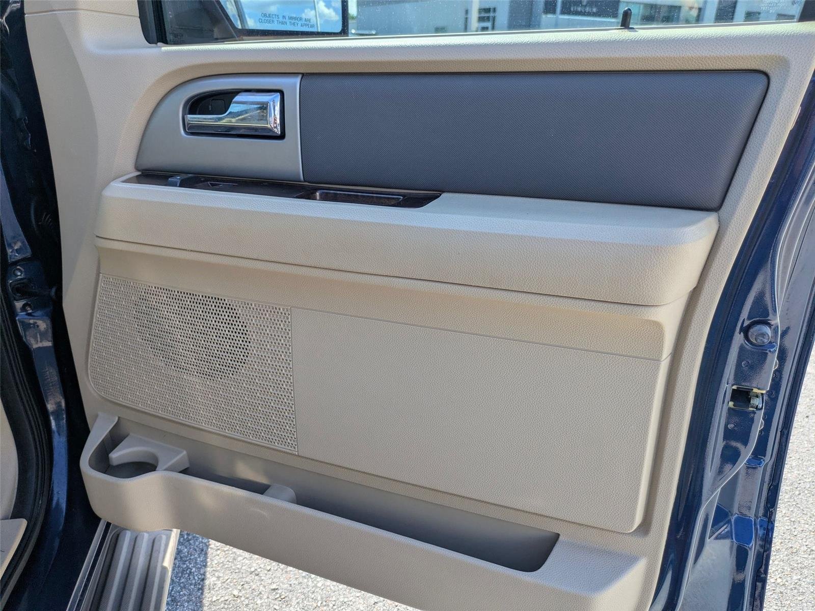Used 2012 Dark Blue Pearl Metallic Ford XLT image 33