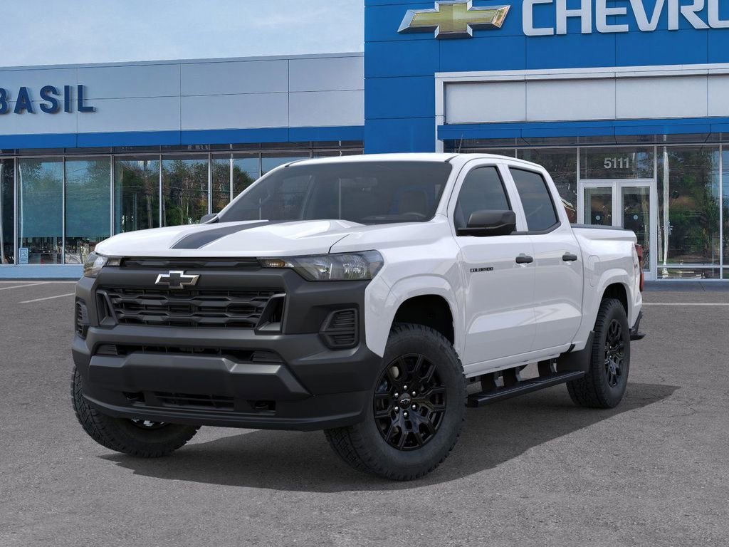 New 2026 Summit White Chevrolet WT image 6