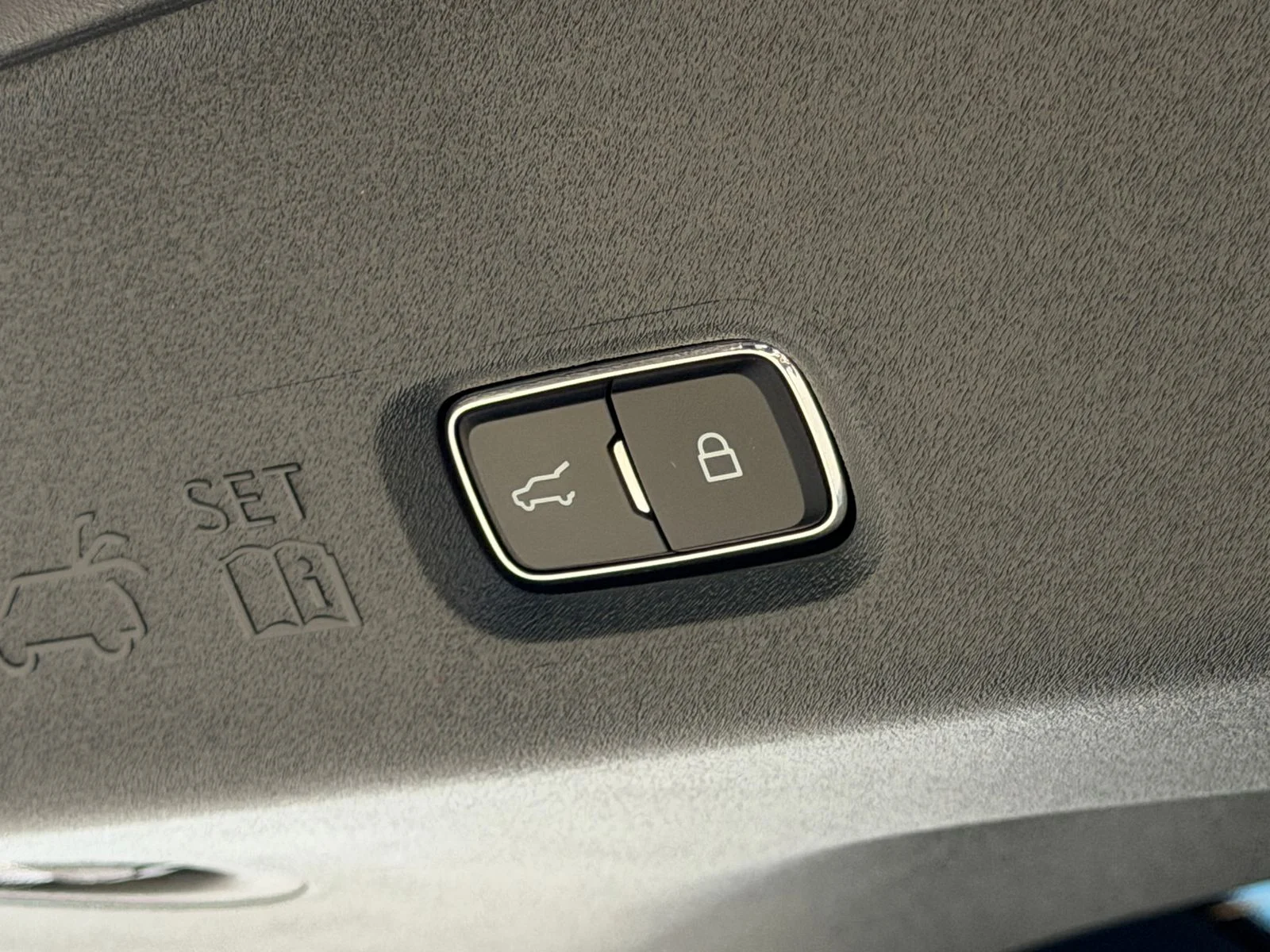 New 2027 Glacier Gray Metallic Tri-Coat Ford Active image 16