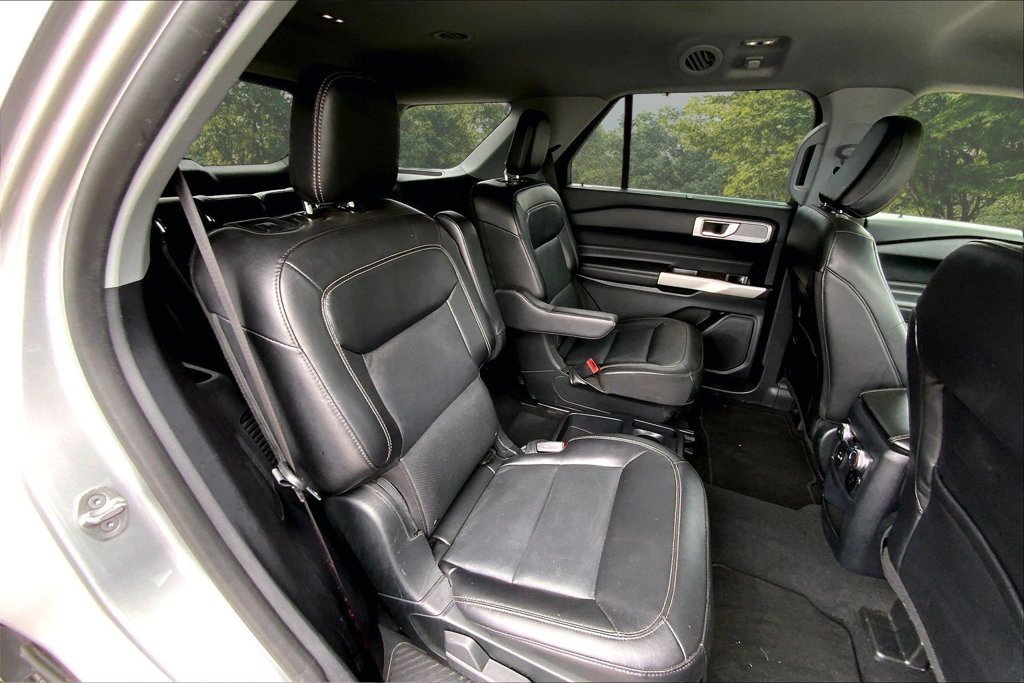 Used 2021 Silver Ford Limited image 24