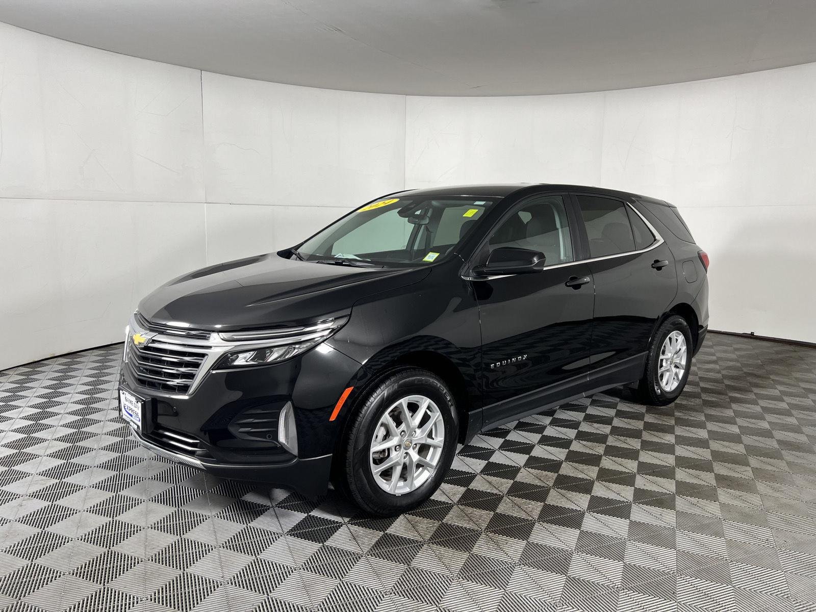 Used 2024 Mosaic Black Metallic Chevrolet LT image 16