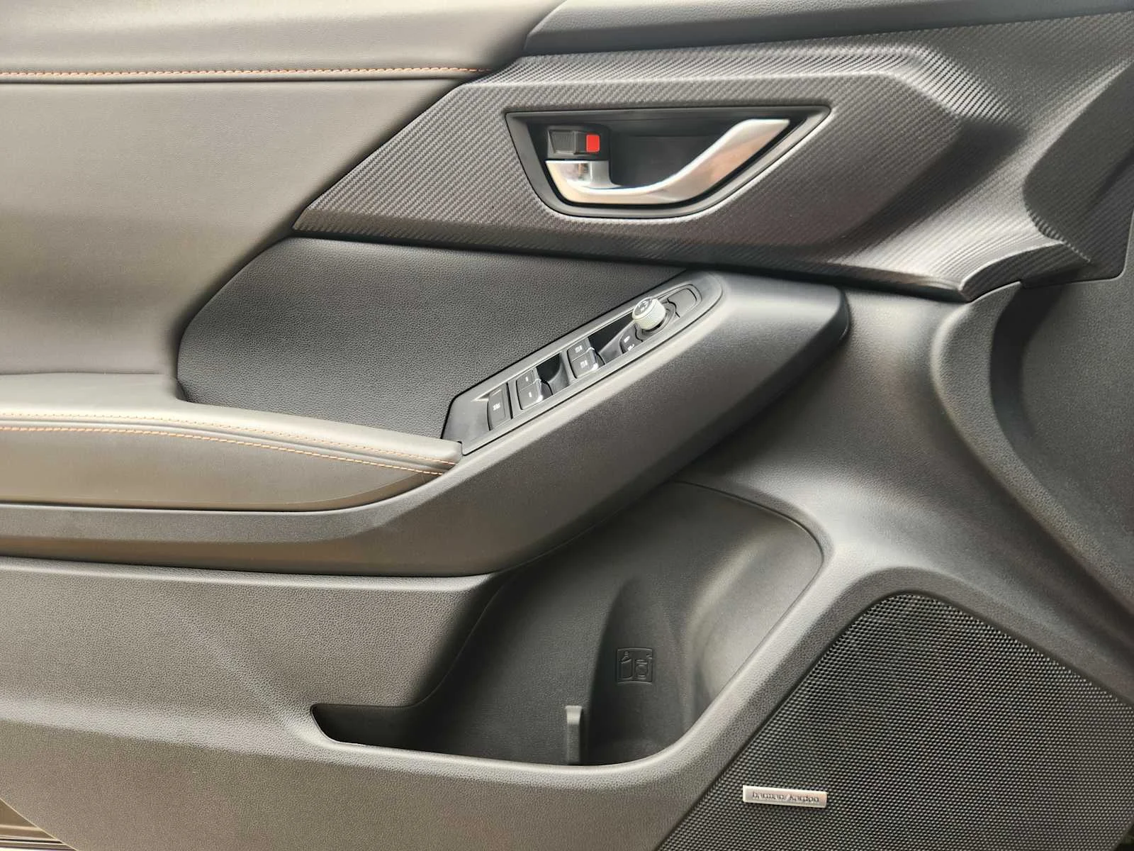 New 2026 CRYSTAL BLACK SILICA Subaru Limited Hybrid image 16