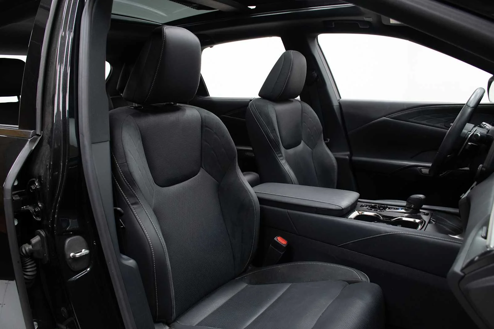 Certified Used 2025 CAVIAR Lexus Luxury image 20
