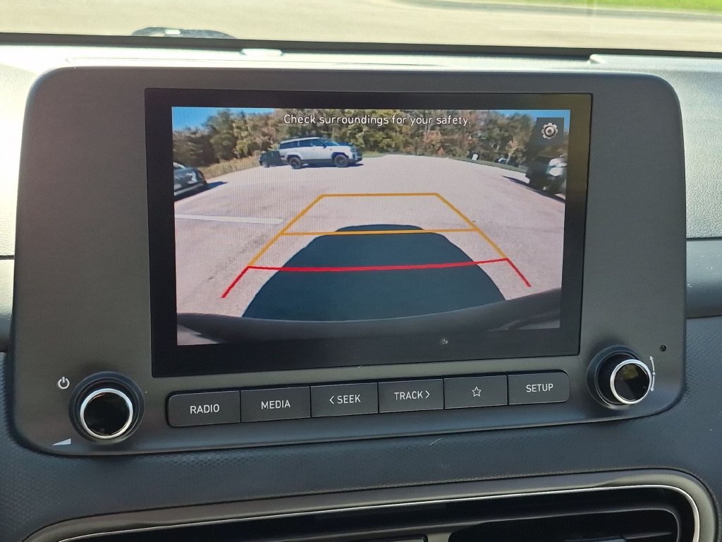 Used 2023 Black Hyundai SEL image 19
