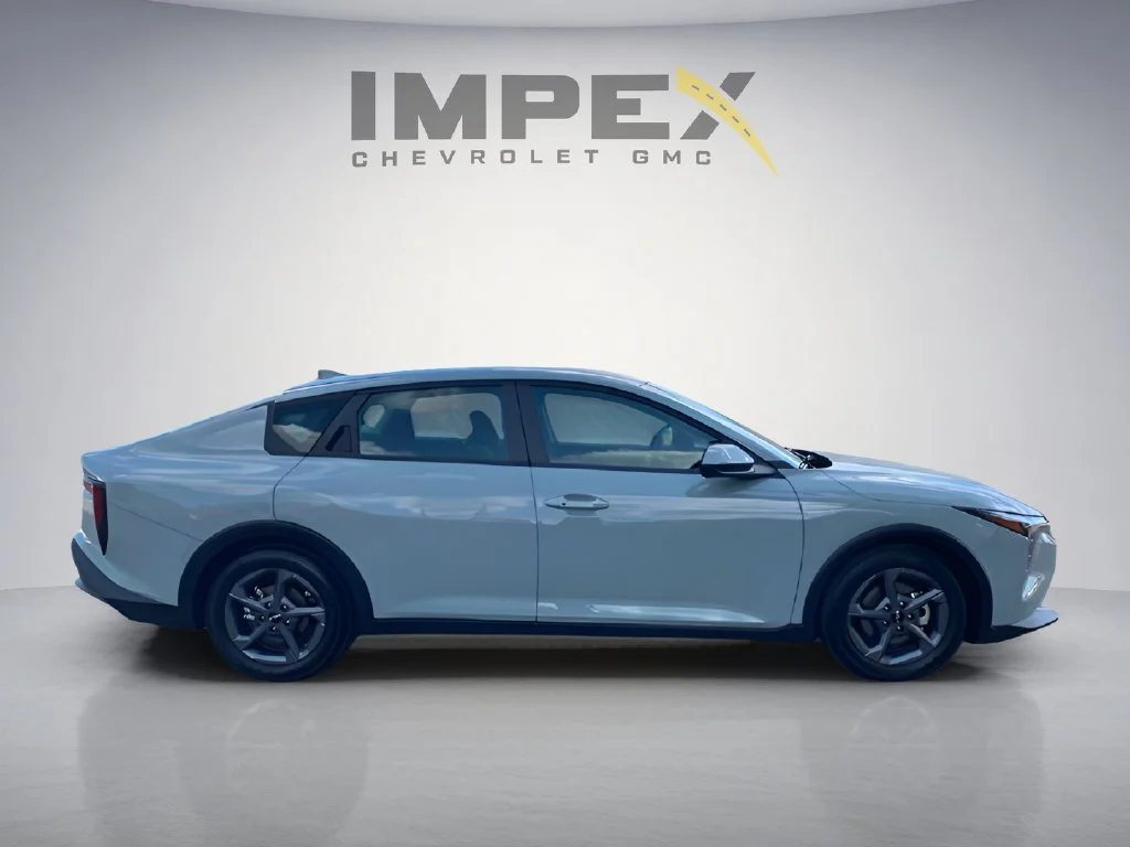 Used 2025 Gray Kia LXS image 6