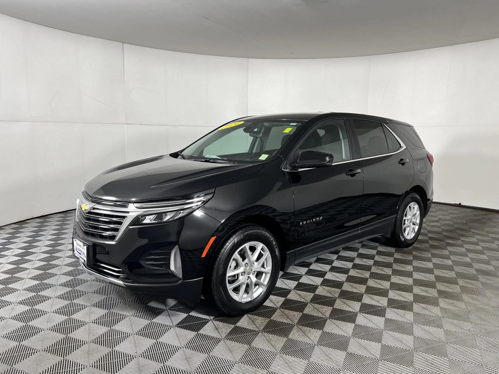 Used 2024 Mosaic Black Metallic Chevrolet LT image 16