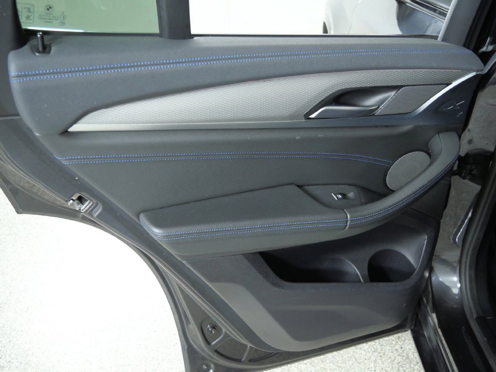 Used 2019 Dark Graphite Metallic BMW M40i image 30