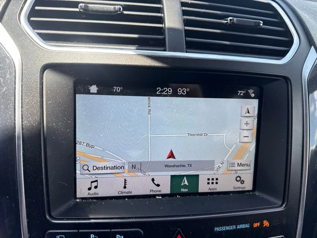 Used 2018 Gray Ford Limited image 11