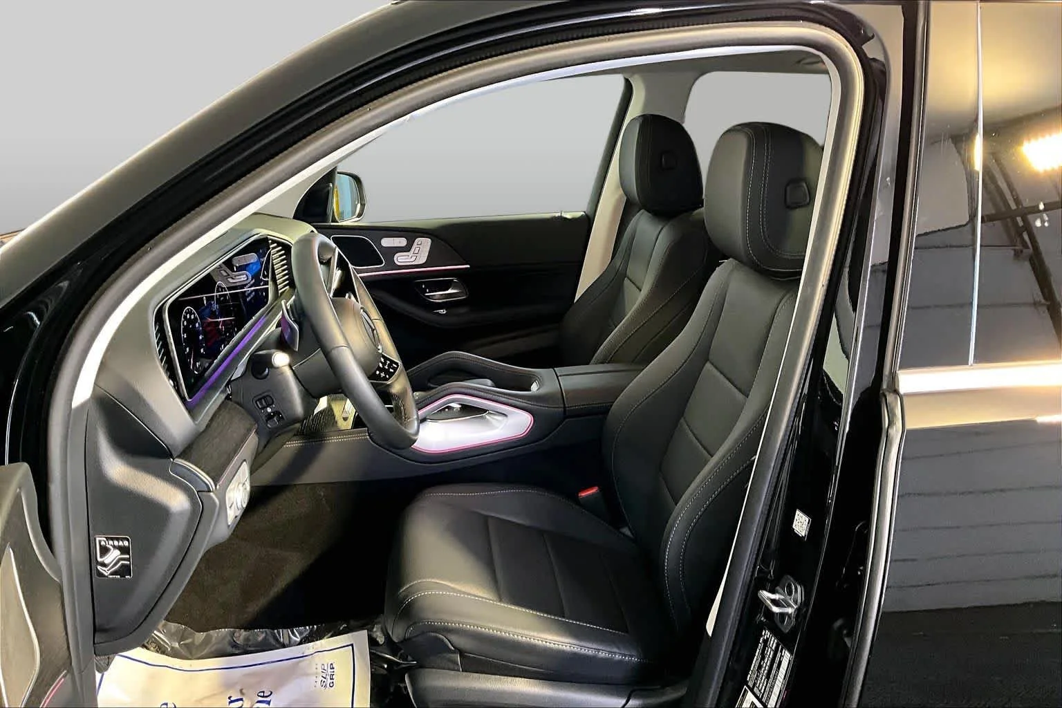 Certified Used 2026 Black Mercedes-Benz GLE 350 image 8