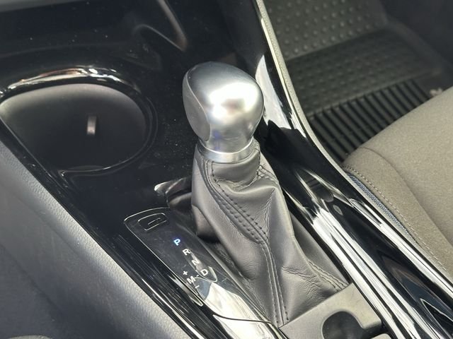 Used 2020 Silver Toyota XLE image 20