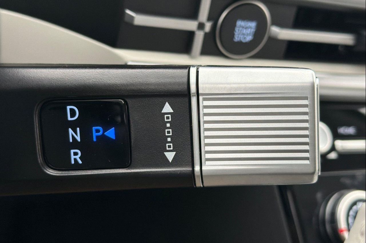 New 2026 Black Hyundai SE AWD image 29