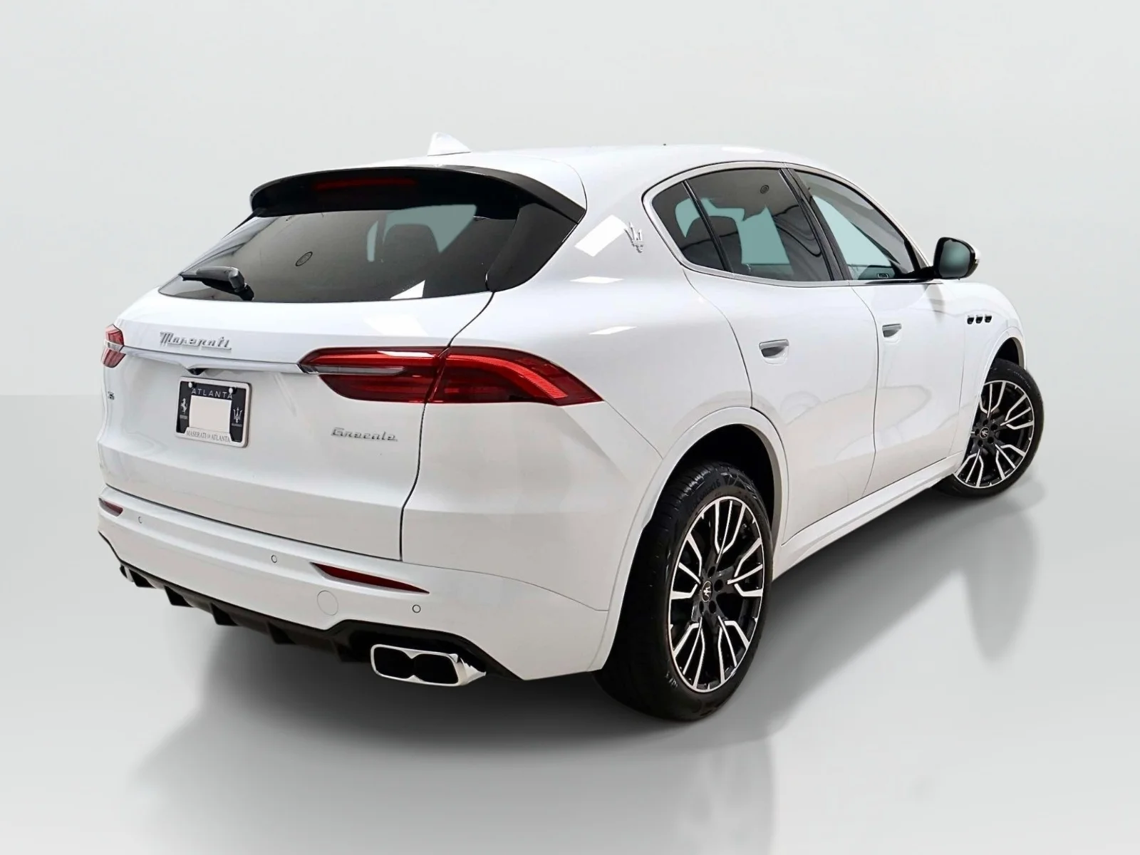 New 2027 Bianco Maserati  image 5