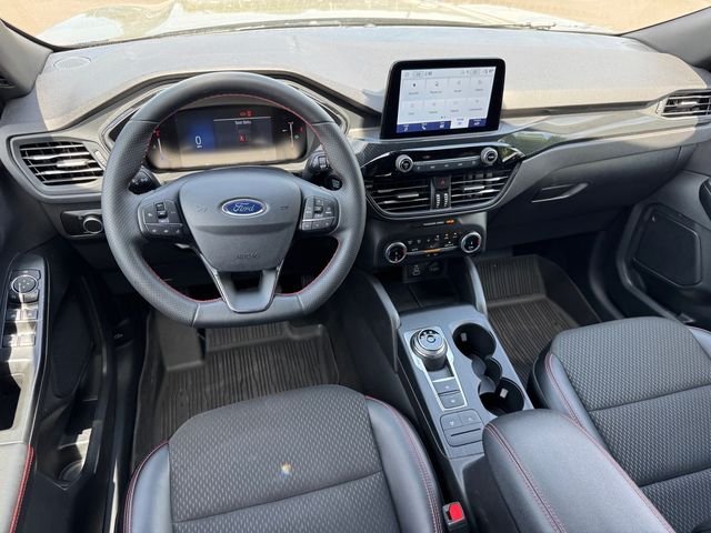 Used 2025 Gray Ford ST-Line image 14