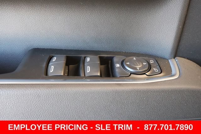 New 2026 Summit White GMC SLE image 14