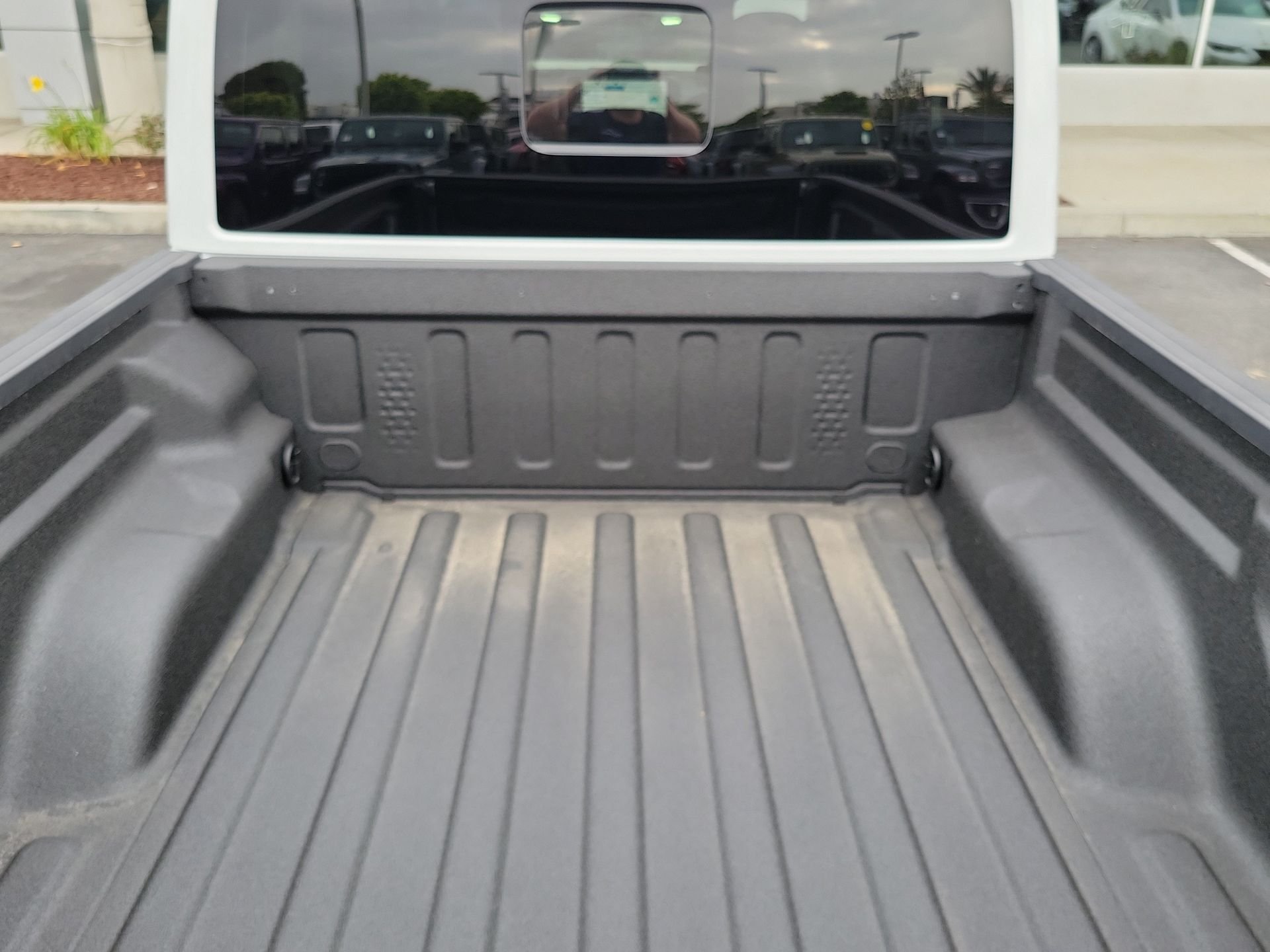 New 2026 Bright White Clear-Coat Exterior Paint Jeep Sport S image 14