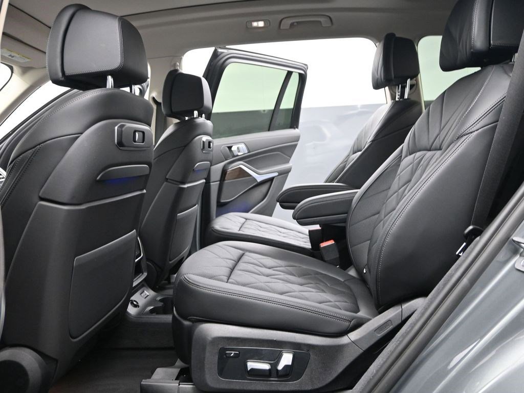 2023 BMW X7 40i - Photo 15