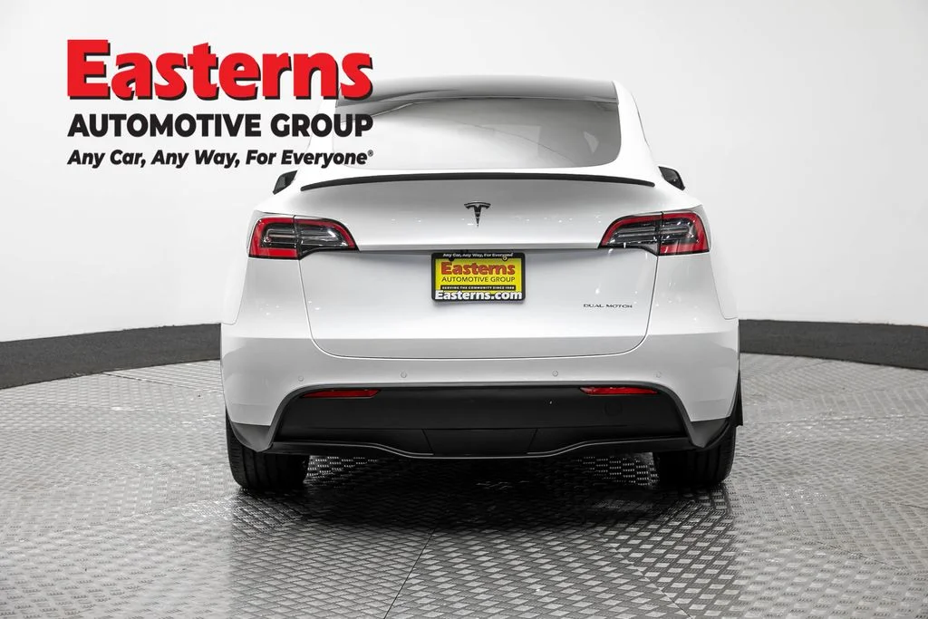 Used 2021 White Tesla Long Range image 6
