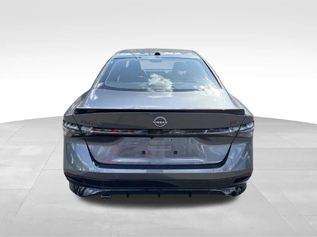 2026 Nissan Sentra SR - Photo 6