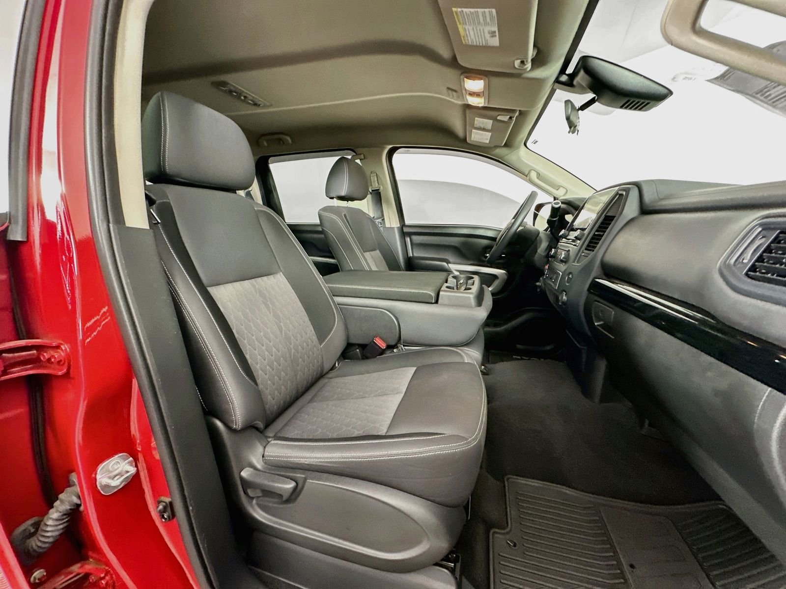 Used 2022 Red Alert Nissan SV image 25