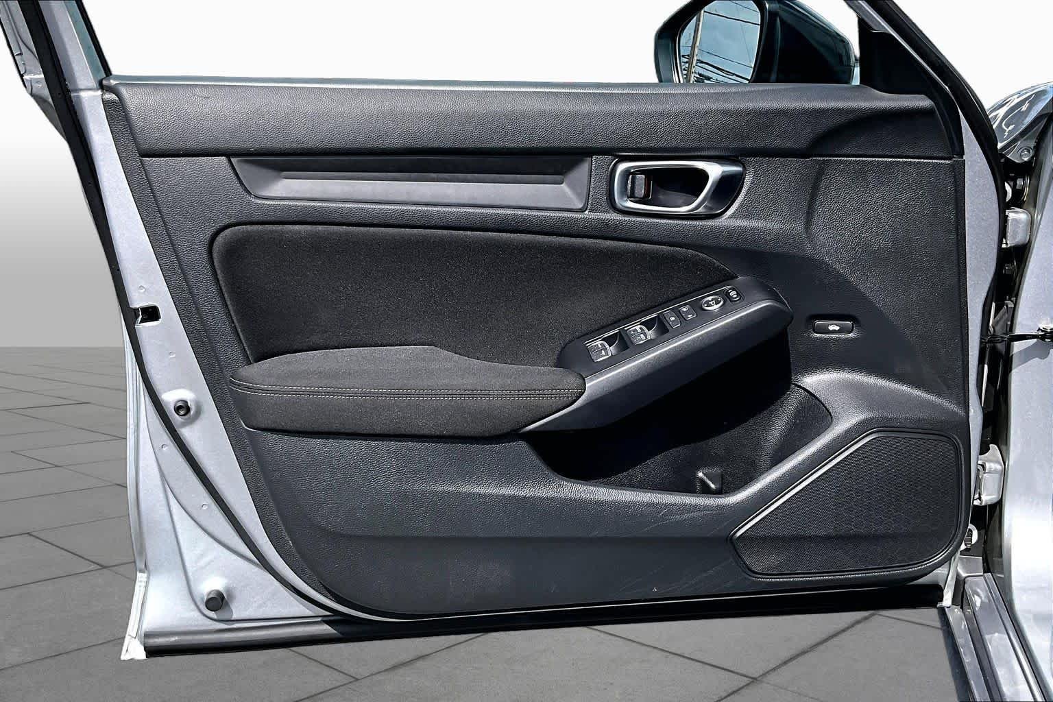 Used 2025 Solar Silver Metallic Honda Sport image 22