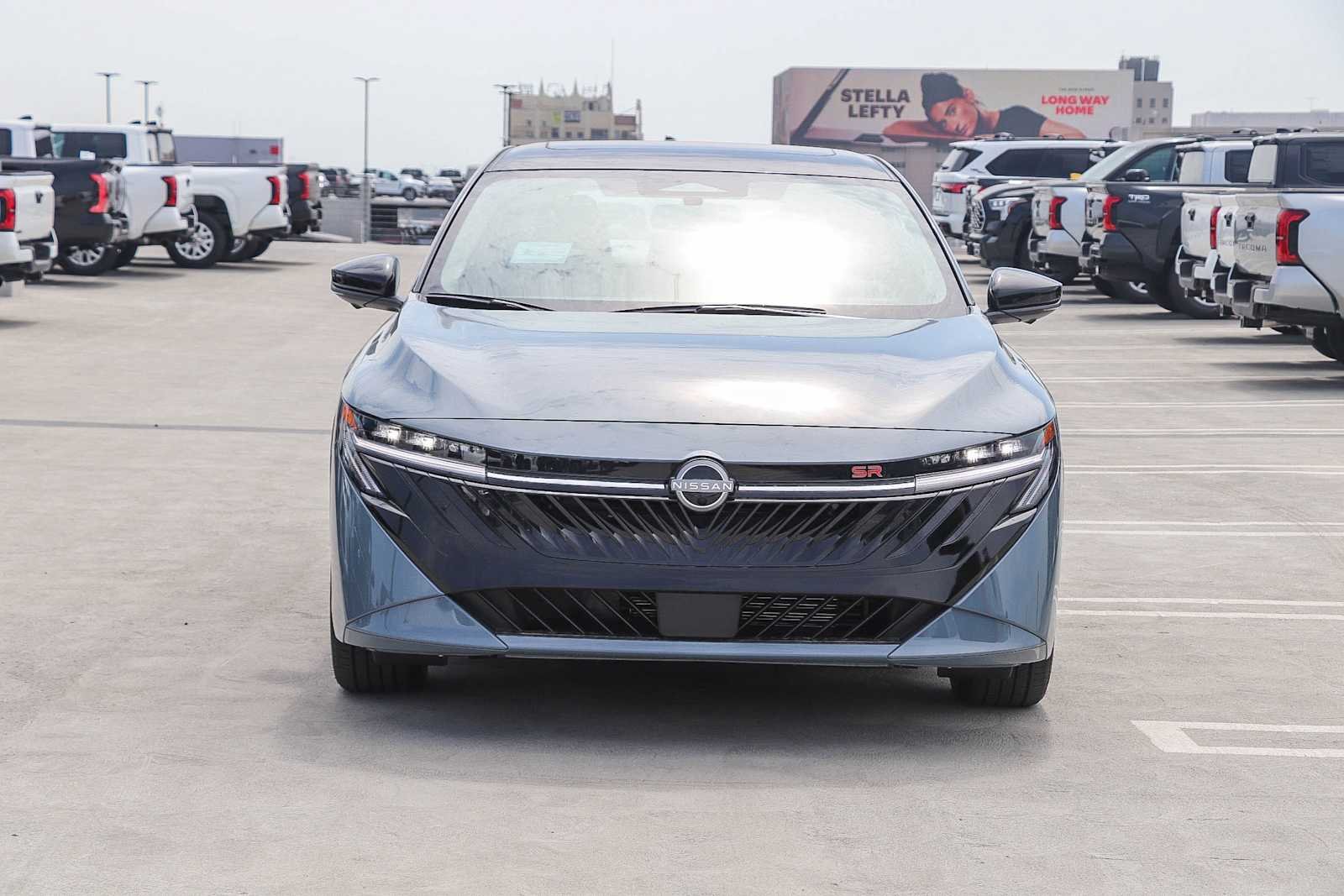 New 2027 Atlantic Gray Metallic / Super Black Two-tone Nissan SR image 2