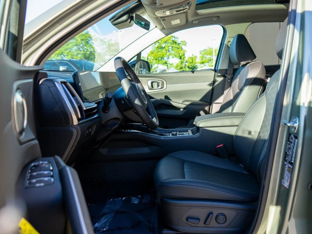 2025 Kia Sorento X-Line EX - Photo 11