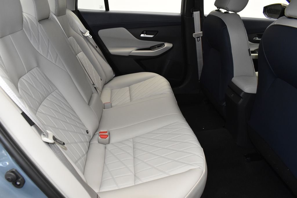 New 2026 Atlantic Gray Metallic Nissan SL image 34