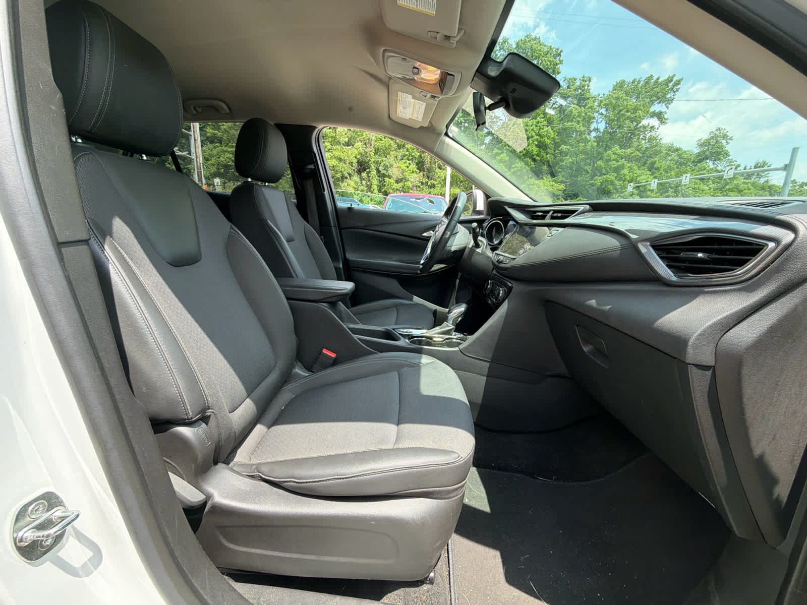 Used 2023 Summit White Buick Preferred image 8